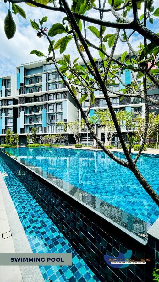 Sky Suites @ Klia Kota Warisan Sepang Esterno foto